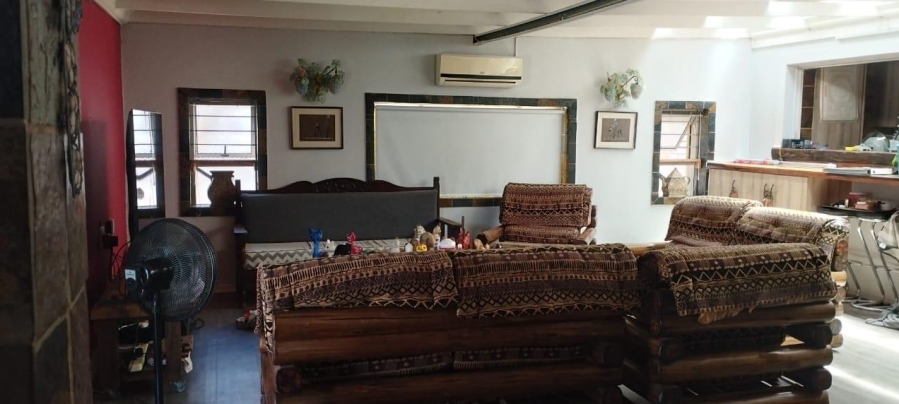 4 Bedroom Property for Sale in Noorsekloof Eastern Cape